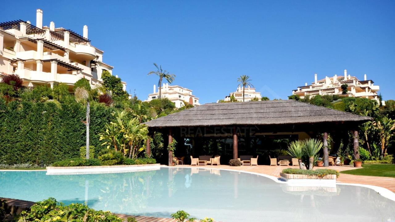 Capanes Del Golf Apartment Benahavis Bagian luar foto