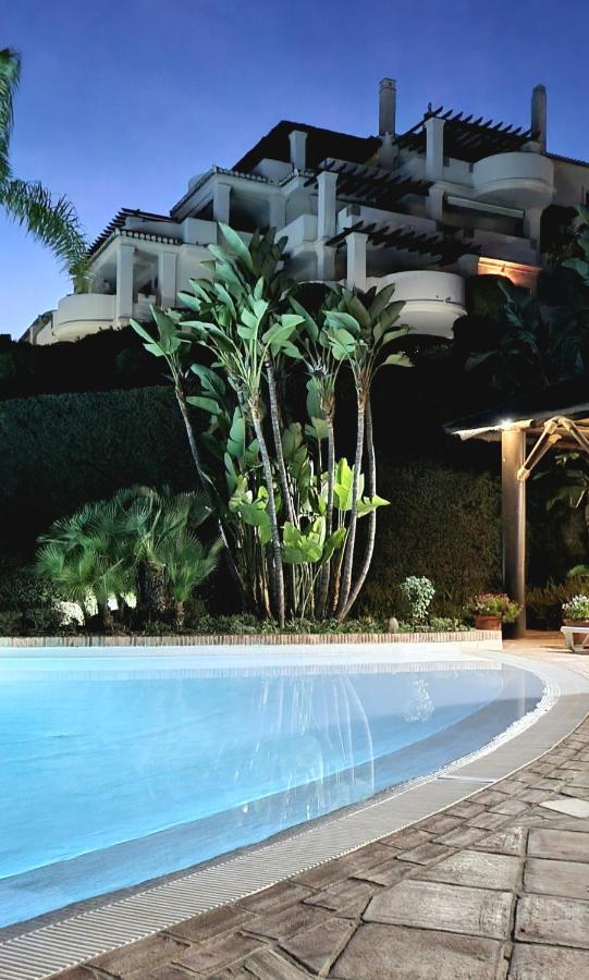 Capanes Del Golf Apartment Benahavis Bagian luar foto